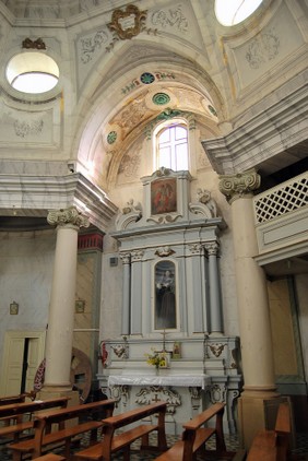 chiesa san francesco da paola ostuni 2.jpg